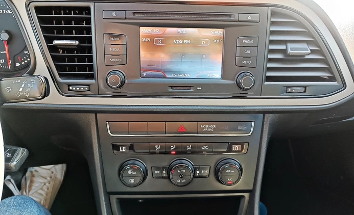 Seat Leon cena 28900 przebieg: 275000, rok produkcji 2013 z Jędrzejów małe 137